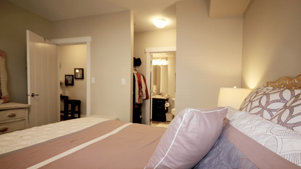 Nautical Luxury Suites At Summerside Apartments, 4211 Savaryn Dr SW